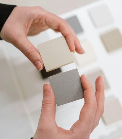 Perbandingan lengkap produk dan layanan untuk membantu Anda memilih yang terbaik.