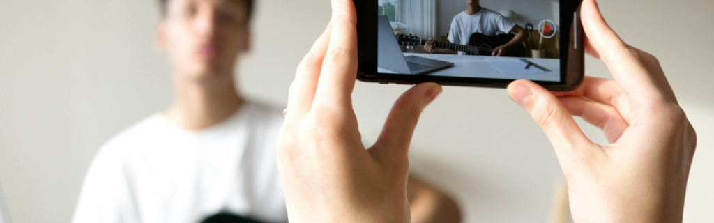 Tutorial langkah demi langkah untuk meningkatkan keterampilan dan memahami cara menggunakan produk dan layanan dengan efektif